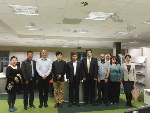 科技園組織企業(yè)家赴中央蘭開夏大學(xué)孵化器進(jìn)行交流圖片